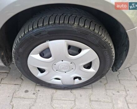 Сірий Шкода Румстер, об'ємом двигуна 1.4 л та пробігом 226 тис. км за 5500 $, фото 18 на Automoto.ua
