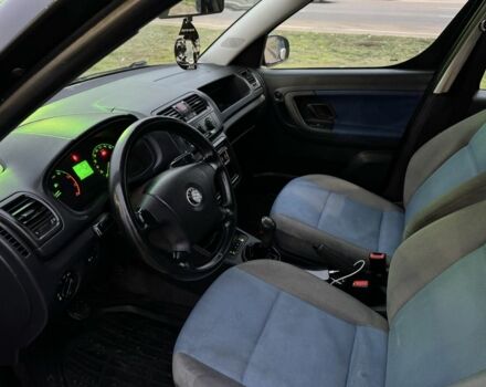 Серый Шкода Румстер, объемом двигателя 1.4 л и пробегом 250 тыс. км за 4200 $, фото 17 на Automoto.ua