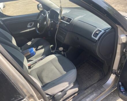 Шкода Румстер 2008 в Днепре (Днепропетровске) на Automoto.ua Серый Шкода Румстер, объемом двигателя 1.4 л и пробегом 282 тыс. км за 4100 $, фото 4 на Automoto.ua