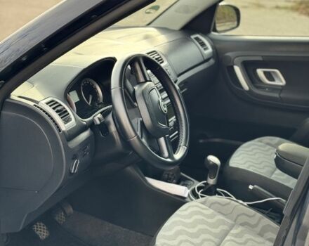 Серый Шкода Румстер, объемом двигателя 1.4 л и пробегом 228 тыс. км за 5999 $, фото 17 на Automoto.ua