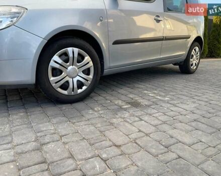 Серый Шкода Румстер, объемом двигателя 1.4 л и пробегом 220 тыс. км за 4999 $, фото 2 на Automoto.ua