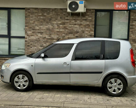 Шкода Румстер 2009 у Ужгороді на Automoto.ua Сірий Шкода Румстер, об'ємом двигуна 1.9 л та пробігом 299 тис. км за 3999 $, фото 2 на Automoto.ua