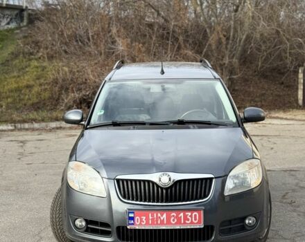 Серый Шкода Румстер, объемом двигателя 1.4 л и пробегом 228 тыс. км за 5999 $, фото 2 на Automoto.ua