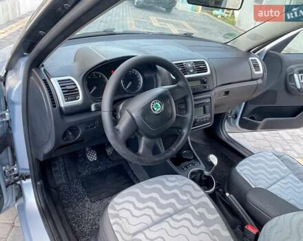 Серый Шкода Румстер, объемом двигателя 1.4 л и пробегом 220 тыс. км за 4999 $, фото 19 на Automoto.ua