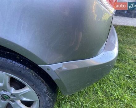 Серый Шкода Румстер, объемом двигателя 1.2 л и пробегом 250 тыс. км за 4800 $, фото 8 на Automoto.ua