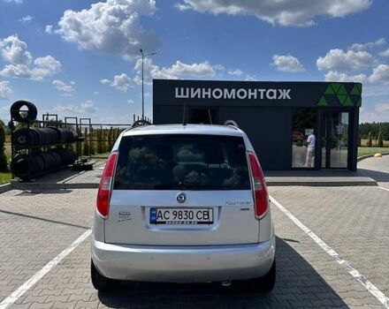 Сірий Шкода Румстер, об'ємом двигуна 1.2 л та пробігом 176 тис. км за 5000 $, фото 2 на Automoto.ua