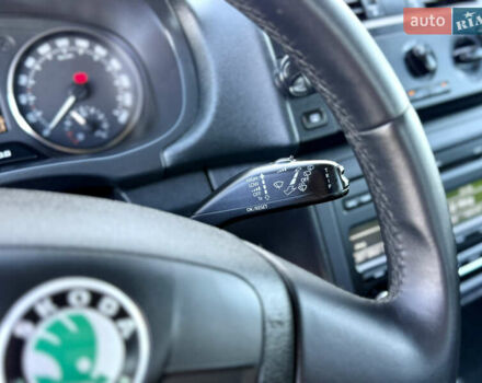 Шкода Румстер 2012 в Одессе на Automoto.ua Серый Шкода Румстер, объемом двигателя 1.6 л и пробегом 168 тыс. км за 6400 $, фото 88 на Automoto.ua