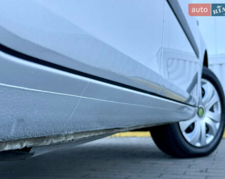 Шкода Румстер 2012 в Одессе на Automoto.ua Серый Шкода Румстер, объемом двигателя 1.6 л и пробегом 168 тыс. км за 6400 $, фото 18 на Automoto.ua