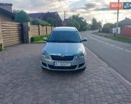 Серый Шкода Румстер, объемом двигателя 1.4 л и пробегом 275 тыс. км за 5200 $, фото 3 на Automoto.ua