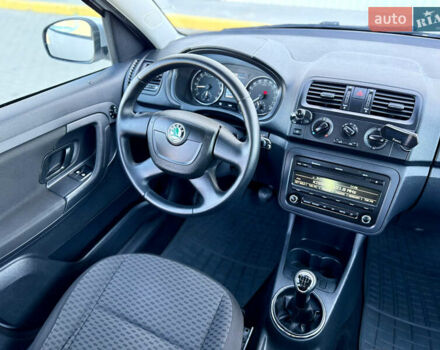 Шкода Румстер 2012 в Одессе на Automoto.ua Серый Шкода Румстер, объемом двигателя 1.6 л и пробегом 168 тыс. км за 6400 $, фото 70 на Automoto.ua