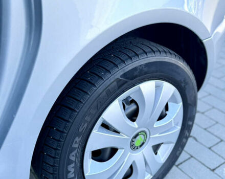 Шкода Румстер 2012 в Одессе на Automoto.ua Серый Шкода Румстер, объемом двигателя 1.6 л и пробегом 168 тыс. км за 6400 $, фото 41 на Automoto.ua