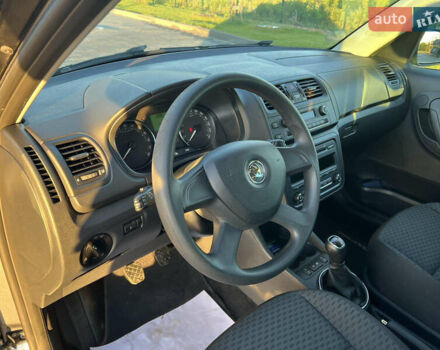 Серый Шкода Румстер, объемом двигателя 1.6 л и пробегом 180 тыс. км за 8000 $, фото 8 на Automoto.ua