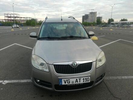 Шкода Румстер 2006 у Києві на Automoto.ua Сірий Шкода Румстер, об'ємом двигуна 1.4 л та пробігом 347 тис. км за 2900 $, фото 1 на Automoto.ua