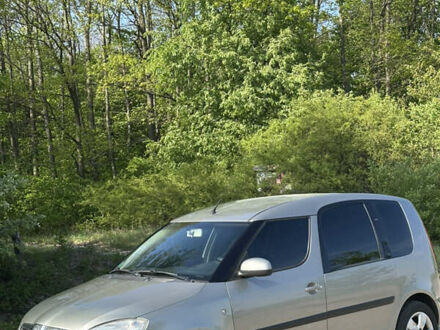 Шкода Румстер 2006 в Хмельницком на Automoto.ua Серый Шкода Румстер, объемом двигателя 1.6 л и пробегом 228 тыс. км за 6500 $, фото 1 на Automoto.ua