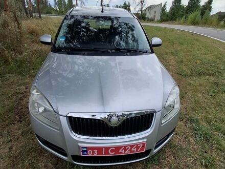 Серый Шкода Румстер, объемом двигателя 1.6 л и пробегом 209 тыс. км за 6700 $, фото 1 на Automoto.ua