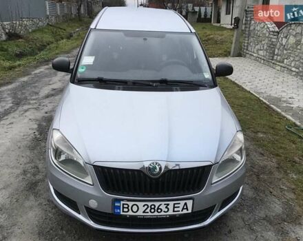 Серый Шкода Румстер, объемом двигателя 1.2 л и пробегом 259 тыс. км за 4100 $, фото 1 на Automoto.ua