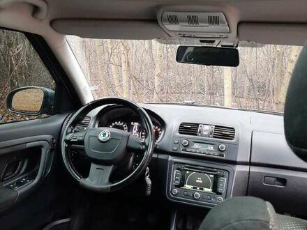 Серый Шкода Румстер, объемом двигателя 1.6 л и пробегом 202 тыс. км за 6500 $, фото 1 на Automoto.ua