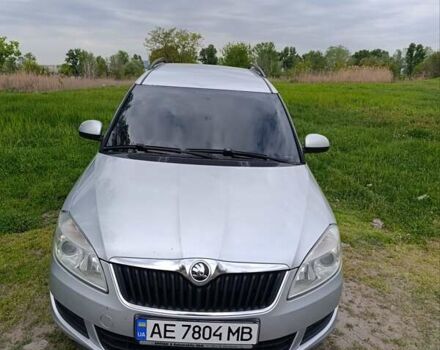 Серый Шкода Румстер, объемом двигателя 1.6 л и пробегом 240 тыс. км за 7000 $, фото 1 на Automoto.ua
