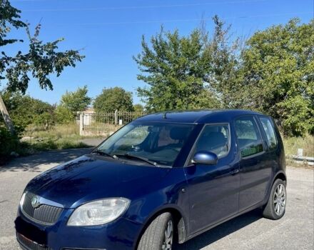 Синій Шкода Румстер, об'ємом двигуна 1.4 л та пробігом 330 тис. км за 2500 $, фото 3 на Automoto.ua