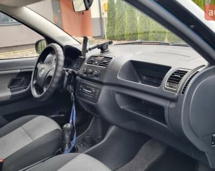 Синий Шкода Румстер, объемом двигателя 1.2 л и пробегом 243 тыс. км за 3850 $, фото 26 на Automoto.ua