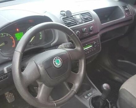 Синій Шкода Румстер, об'ємом двигуна 1.2 л та пробігом 195 тис. км за 4950 $, фото 12 на Automoto.ua