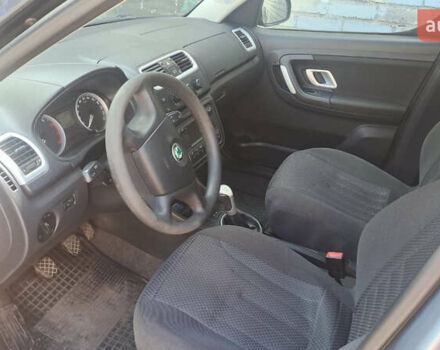 Синій Шкода Румстер, об'ємом двигуна 1.2 л та пробігом 185 тис. км за 7000 $, фото 6 на Automoto.ua