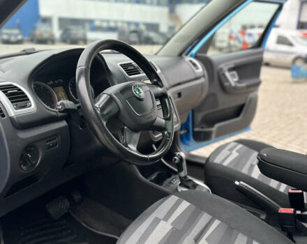 Синій Шкода Румстер, об'ємом двигуна 1.6 л та пробігом 203 тис. км за 6500 $, фото 16 на Automoto.ua