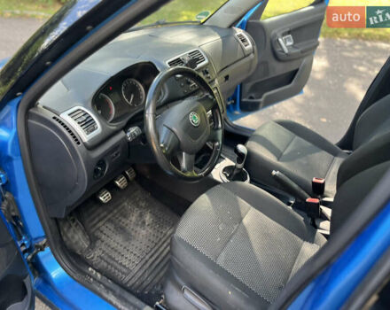 Синій Шкода Румстер, об'ємом двигуна 1.6 л та пробігом 220 тис. км за 5500 $, фото 6 на Automoto.ua