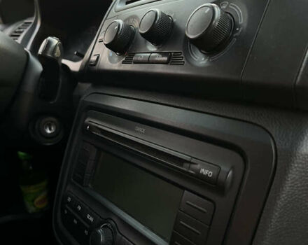 Синий Шкода Румстер, объемом двигателя 1.2 л и пробегом 383 тыс. км за 4700 $, фото 14 на Automoto.ua