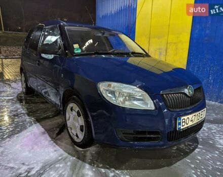 Синий Шкода Румстер, объемом двигателя 1.39 л и пробегом 200 тыс. км за 4600 $, фото 2 на Automoto.ua