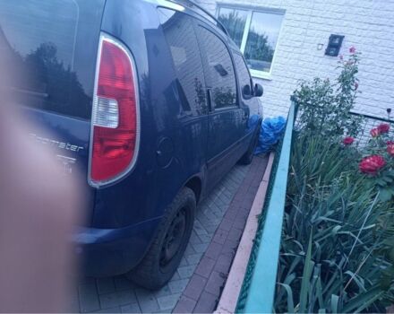 Синий Шкода Румстер, объемом двигателя 1.4 л и пробегом 300 тыс. км за 2000 $, фото 1 на Automoto.ua