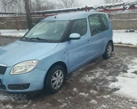 Синий Шкода Румстер, объемом двигателя 1.4 л и пробегом 126 тыс. км за 4300 $, фото 1 на Automoto.ua