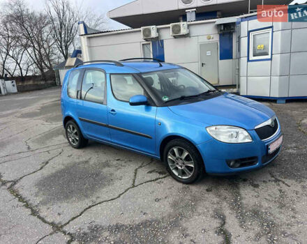Синий Шкода Румстер, объемом двигателя 1.6 л и пробегом 210 тыс. км за 8950 $, фото 1 на Automoto.ua