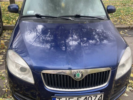 Синий Шкода Румстер, объемом двигателя 1.4 л и пробегом 334 тыс. км за 2500 $, фото 1 на Automoto.ua