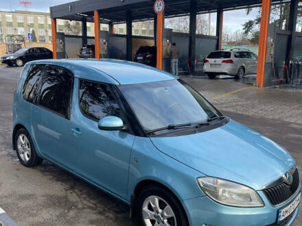 Синий Шкода Румстер, объемом двигателя 1.39 л и пробегом 114 тыс. км за 6500 $, фото 1 на Automoto.ua