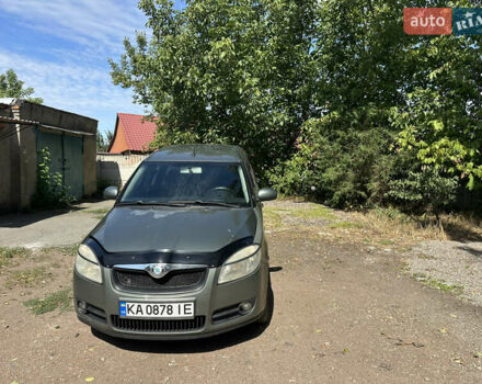 Зеленый Шкода Румстер, объемом двигателя 1.6 л и пробегом 260 тыс. км за 3500 $, фото 7 на Automoto.ua
