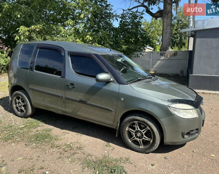 Зеленый Шкода Румстер, объемом двигателя 1.6 л и пробегом 260 тыс. км за 3500 $, фото 4 на Automoto.ua