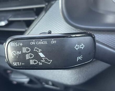 Белый Шкода Scala, объемом двигателя 1.6 л и пробегом 293 тыс. км за 12900 $, фото 67 на Automoto.ua