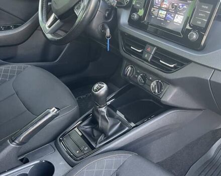 Белый Шкода Scala, объемом двигателя 1.6 л и пробегом 293 тыс. км за 12900 $, фото 30 на Automoto.ua