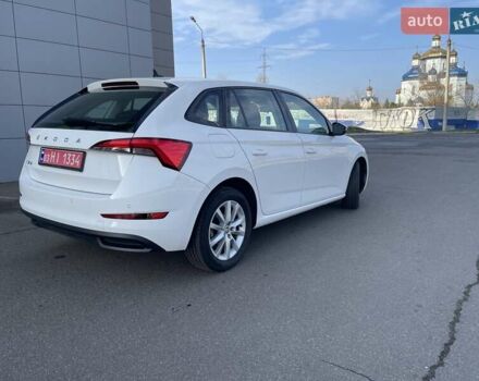 Белый Шкода Scala, объемом двигателя 1.6 л и пробегом 293 тыс. км за 12900 $, фото 17 на Automoto.ua