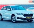 Белый Шкода Scala, объемом двигателя 1.5 л и пробегом 89 тыс. км за 15800 $, фото 1 на Automoto.ua