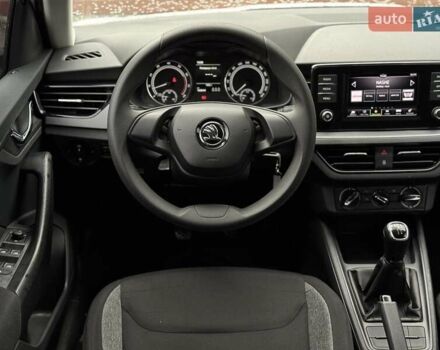 Білий Шкода Scala, об'ємом двигуна 1.6 л та пробігом 169 тис. км за 13500 $, фото 11 на Automoto.ua