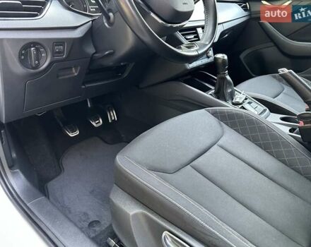 Білий Шкода Scala, об'ємом двигуна 1.6 л та пробігом 130 тис. км за 14000 $, фото 25 на Automoto.ua