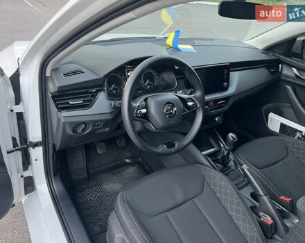 Білий Шкода Scala, об'ємом двигуна 1.6 л та пробігом 167 тис. км за 13999 $, фото 10 на Automoto.ua