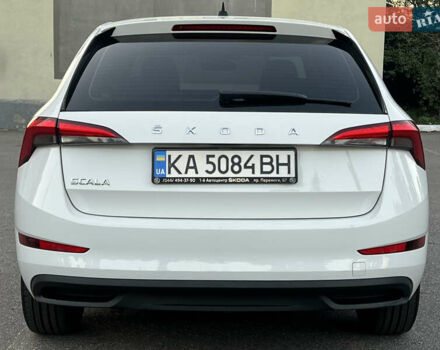 Білий Шкода Scala, об'ємом двигуна 1.6 л та пробігом 167 тис. км за 13999 $, фото 9 на Automoto.ua