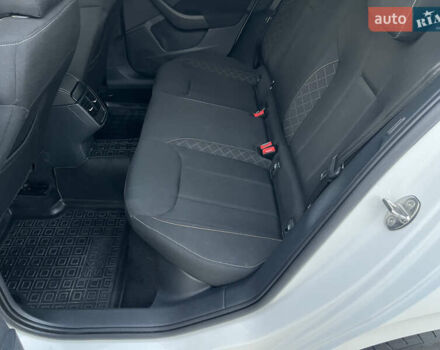 Білий Шкода Scala, об'ємом двигуна 1.6 л та пробігом 167 тис. км за 13999 $, фото 20 на Automoto.ua