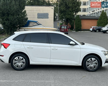 Білий Шкода Scala, об'ємом двигуна 1.6 л та пробігом 167 тис. км за 13999 $, фото 5 на Automoto.ua