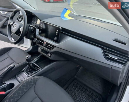 Білий Шкода Scala, об'ємом двигуна 1.6 л та пробігом 167 тис. км за 13999 $, фото 18 на Automoto.ua
