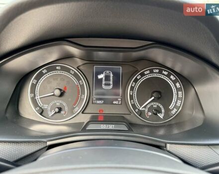 Белый Шкода Scala, объемом двигателя 1.6 л и пробегом 113 тыс. км за 15090 $, фото 11 на Automoto.ua