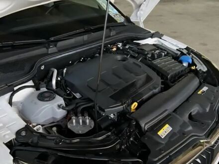 Білий Шкода Scala, об'ємом двигуна 1.6 л та пробігом 80 тис. км за 17900 $, фото 1 на Automoto.ua